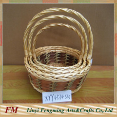 wicker gift basket with cotton cloth linning and leather handle