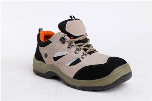 Rubber bottom safety shoes
