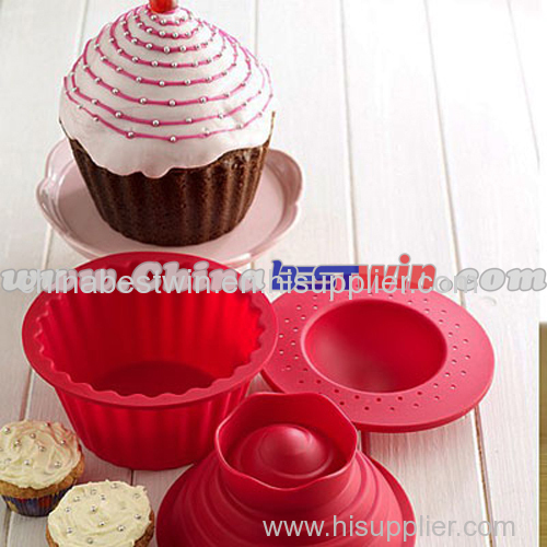1 Giant Cupcake Mould