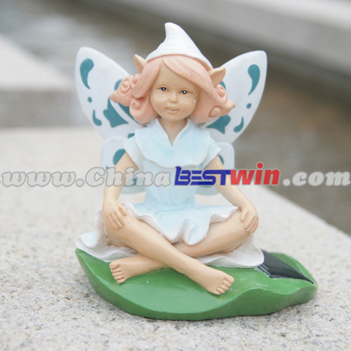 Solar Fairy Light Statue with Wings