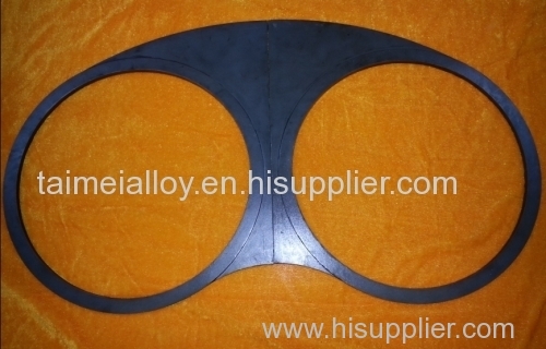 High bending strength wear plate and cutting ring