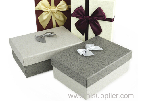 Pretty Paper Board Cosmetic Packaging Boxes with nice Bowknot