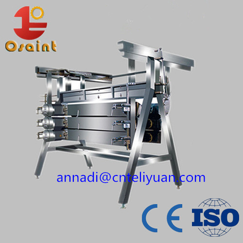 Chicken slaughtering processing plant A shape plucker