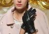 Super Short Women Touch Screen Leather Gloves With Fashion Button Cuff