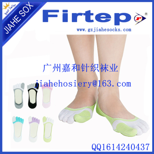 Kintted breathable Five Toe Socks