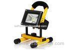 Multiple Charging 5W High Powered LED Flood Lights for Emergency Use