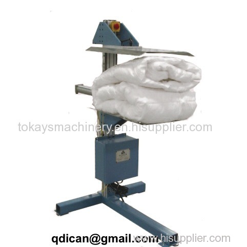 Comforter packing machine bagging machine