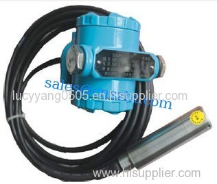 Submersible liquid level pressure transmitter with junction box