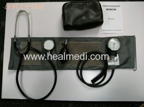 Aneroid sphygmomanometer with stethoscope