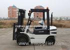Small Turning Radius 2.5 Ton Industrial Forklift Truck for All Terrain Lifting / Carrying