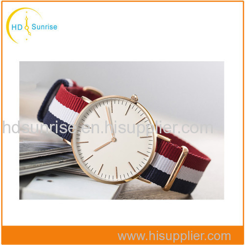 High Quality Stainless Steel Quartz Trendy New Dw Brand Luxury Sport Watch for Men and Women