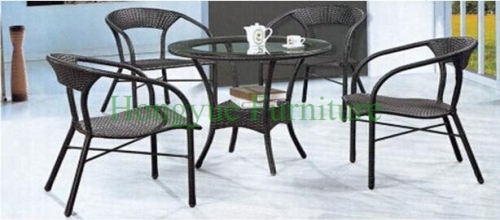 Brown color new pe rattan dining table chair set