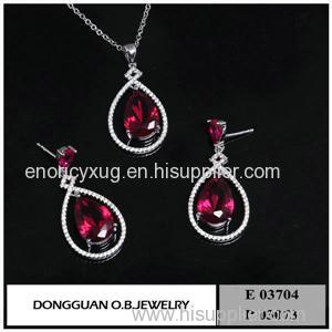 E3704 And P3073 18K Gold Jewelry Set