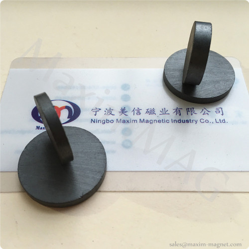 Disc round ferrite magnets