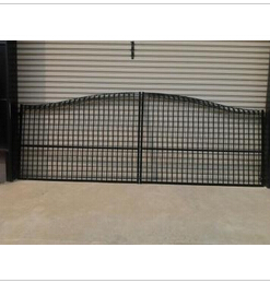 driveway gate for ranch