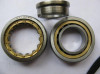 Inner ring side guard cylindrical roller bearing