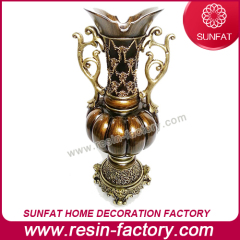 Flower vase on table furniture accessories suppliers