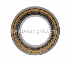 Cylindrical roller bearing with bearing steel