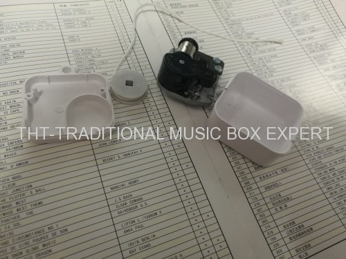 CHEAPEST MUSIC BOX MODEL MUSICAL PULL TOYS INSERT