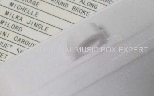 WITHOUT HOOK PULL STRING MUSICAL BOX