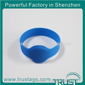 Smart Silicone Wristband For Identifiation