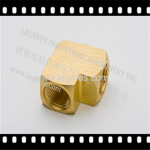 PIPE FITTINGS MALE RUN TEE