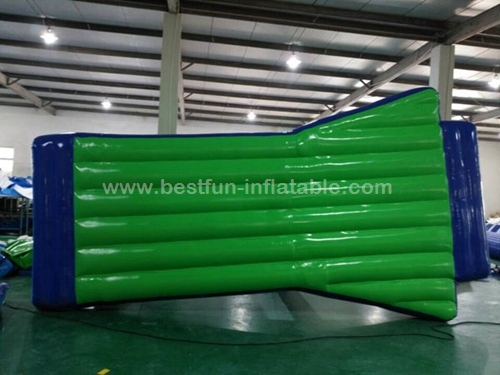 Giant inflatable floating water action tower for water park