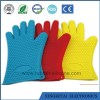 Perfect FDA Highest Rated Heat Resistant Five Fingered Grilling Oven Silicone Glove