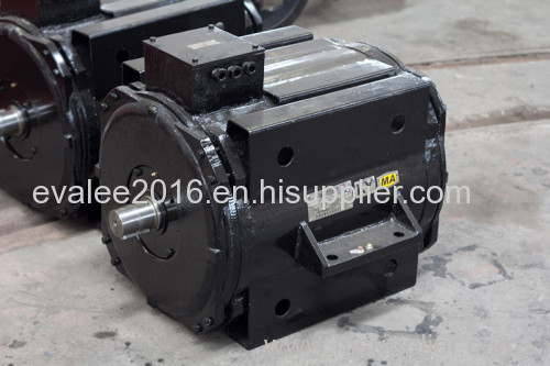 AC traction motor for locomotive