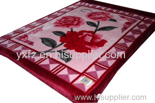 maroon color flower weft knitting blankets