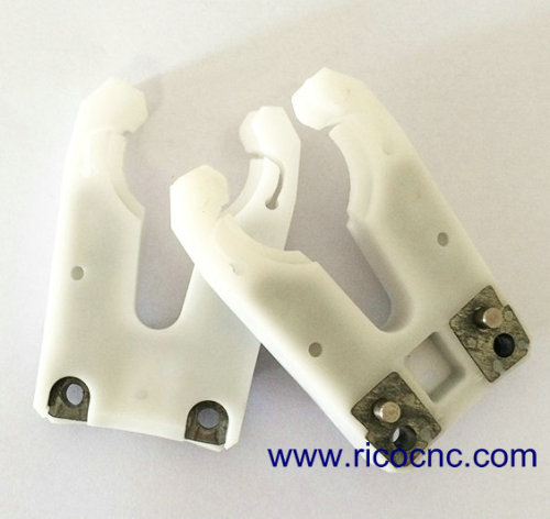 White Plastic BT 30 Tool Changer Holder Forks for BT30 ATC Toolchanger