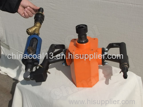 Pneumatic hand held drilling rig