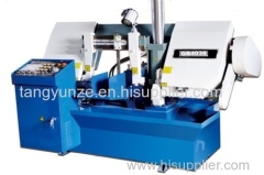 Electronic circular sawing machine