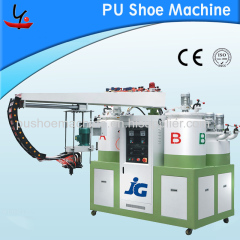 shoe pouring machine with 19m production line