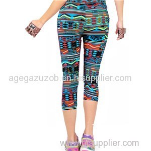 Blue Wave Pattern Printed Capri Leggings