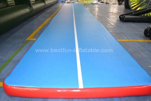 Floating inflatable yoga mat inflatable tumbling mat