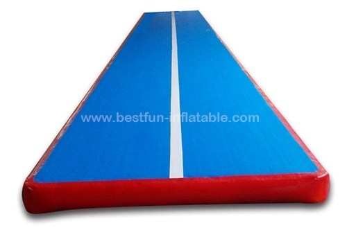 Gym using mini gym equipment inflatable mat