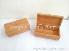Solid wood box for packing gifts or food