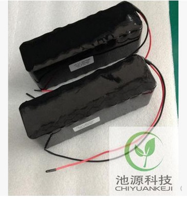 The Lithium Battery with Heating and Cooling Temperature Control Function