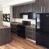 Villa / Hotel Solid Wood Kitchen Cabinets Silestone Benchtop With Kitchen Appliance