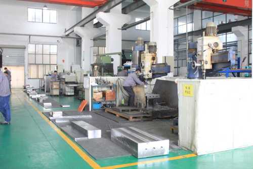 Quick tooling manufacturing factory