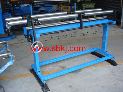 Automatic high speed spiral tubeformer