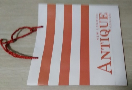 New London Center paper shopping bag with cotton ropes