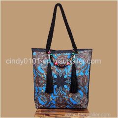 Factory Wholesale Fashion Tassel Handbag Embroidered Handbag