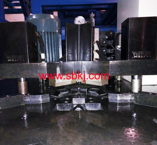 Hydraulic Corner Binding Machine