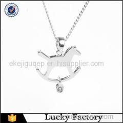 Popular Silver Horse Charm Necklace With Crystal