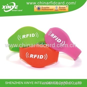 RFID Silicone Wrist Band Tag