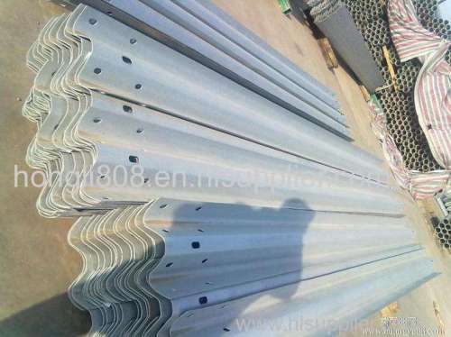 3mm Q235 Hot Dipped Corrugated Beam Barrier