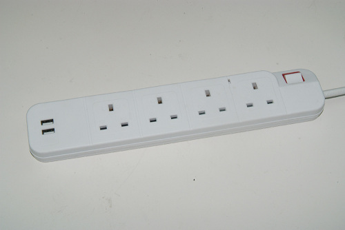 UK 110v surge protector 2 usb power strip