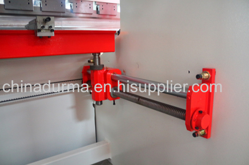 CNC hydraulic bending machine